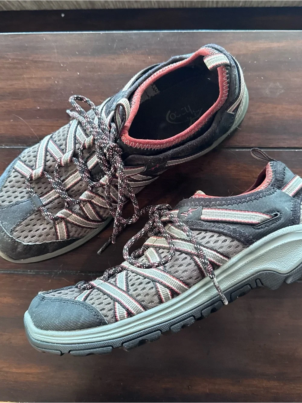 Chaco Outcross Evo 2  men’s size 9